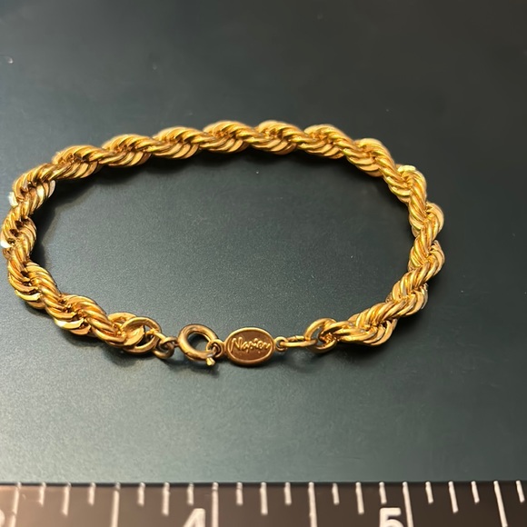 Vintage Napier Gold Tone Rope Bracelet 7.5’ - Picture 1 of 6